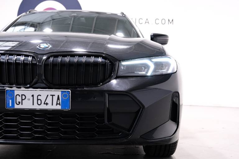 BMW 320 49