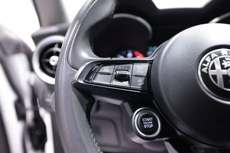 ALFA ROMEO Stelvio 21