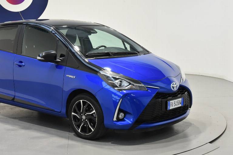 TOYOTA Yaris 34
