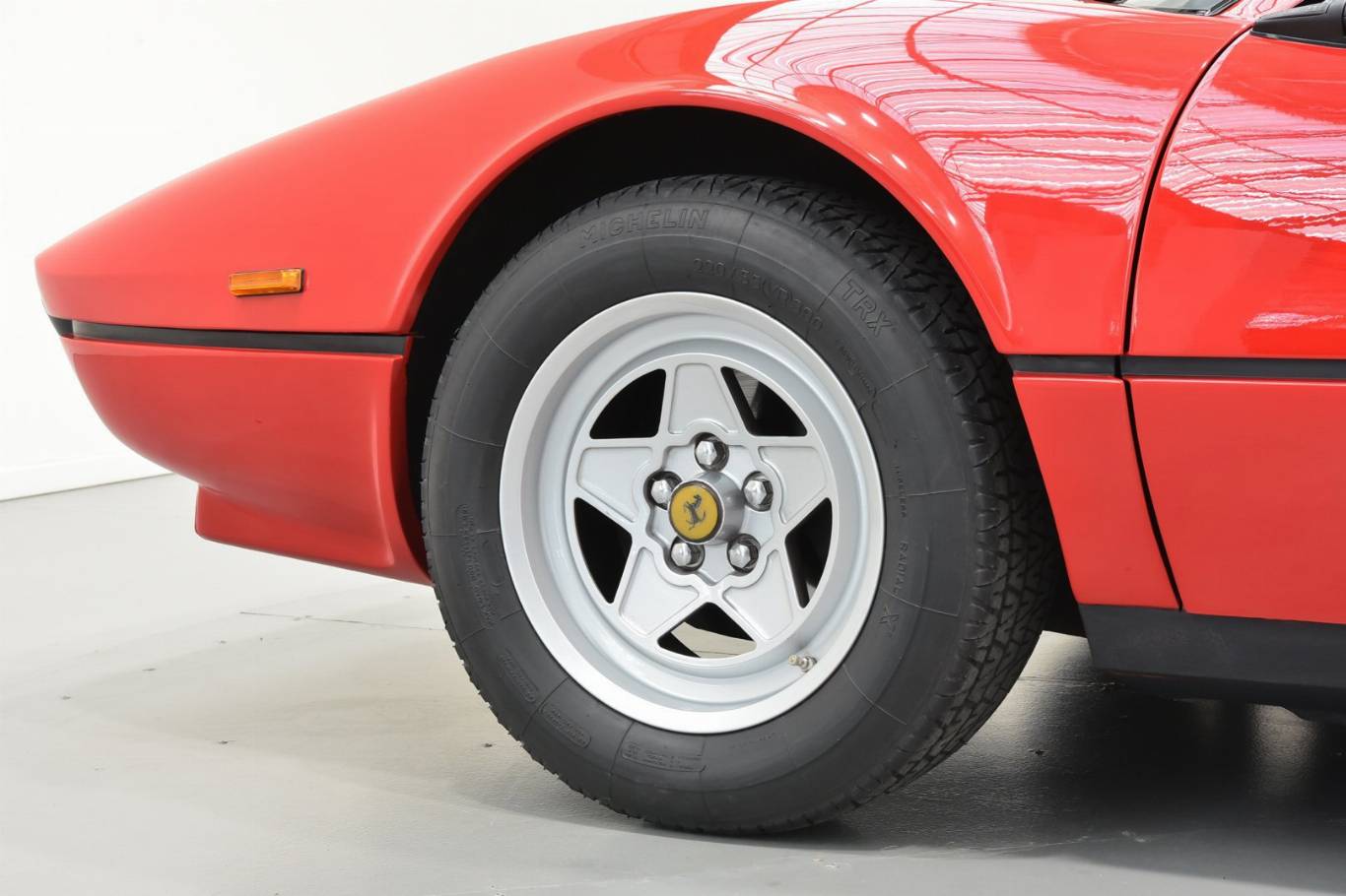 FERRARI 308 7