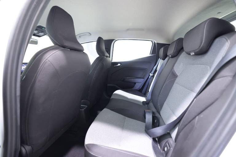 RENAULT Clio 36