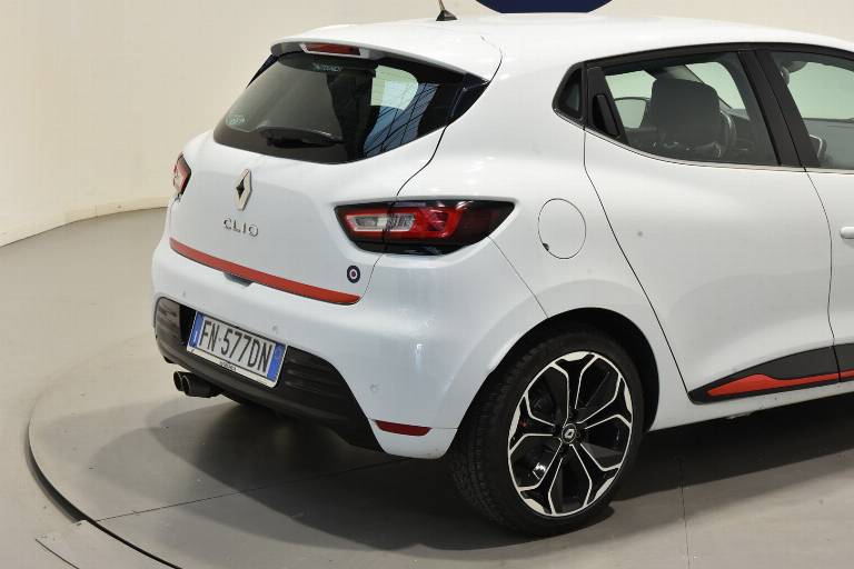 RENAULT Clio 18