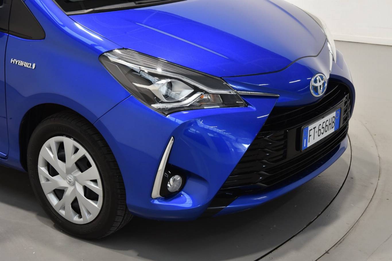 TOYOTA Yaris 38