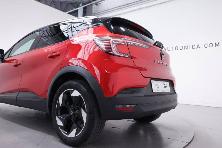 RENAULT Captur 39