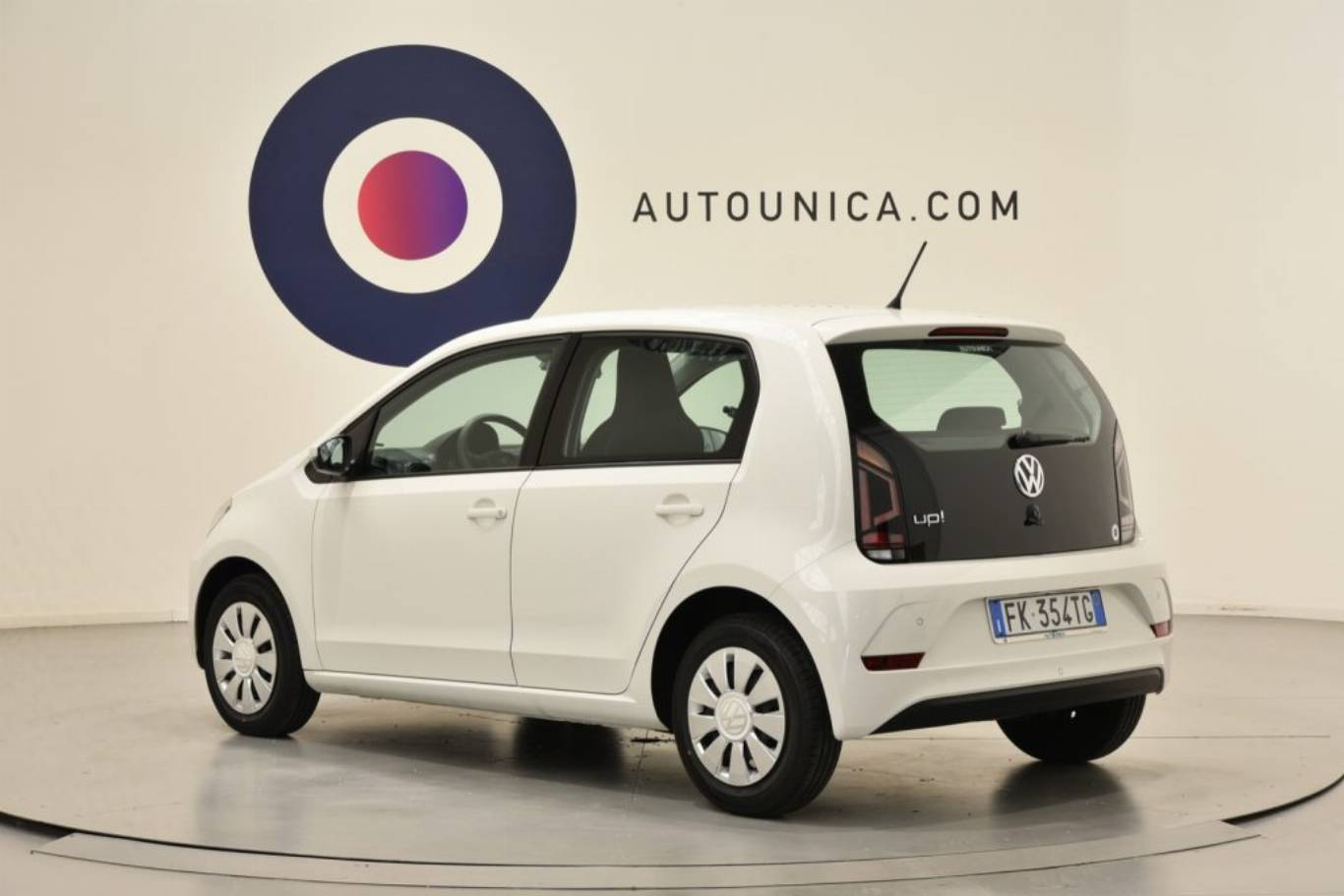 VOLKSWAGEN Up! 2