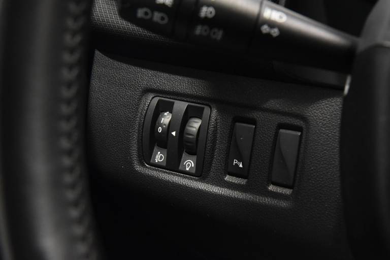 RENAULT Clio 9