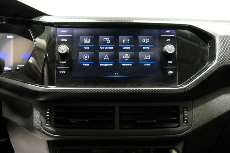 VOLKSWAGEN T-Cross 9