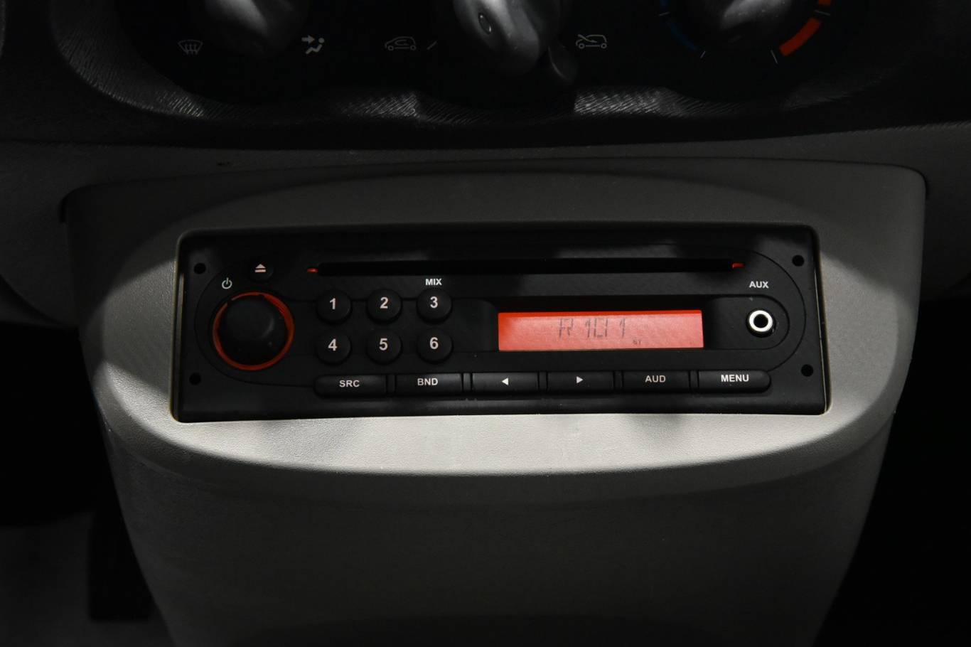 RENAULT Twingo 19