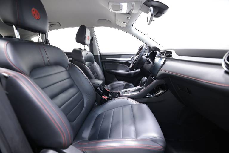 MG ZS 53