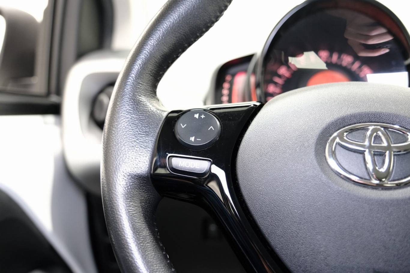 TOYOTA Aygo 21