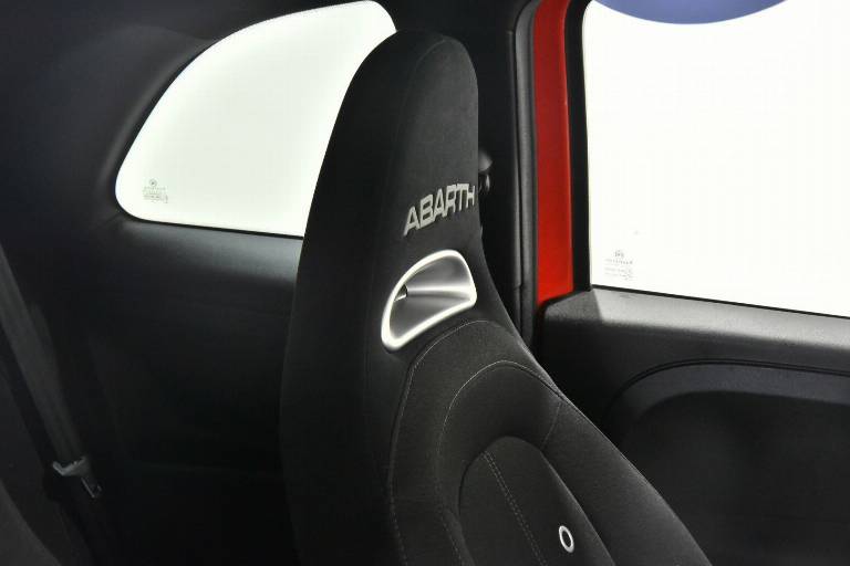 ABARTH 595 39