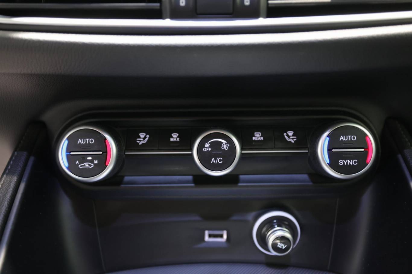 ALFA ROMEO Stelvio 26