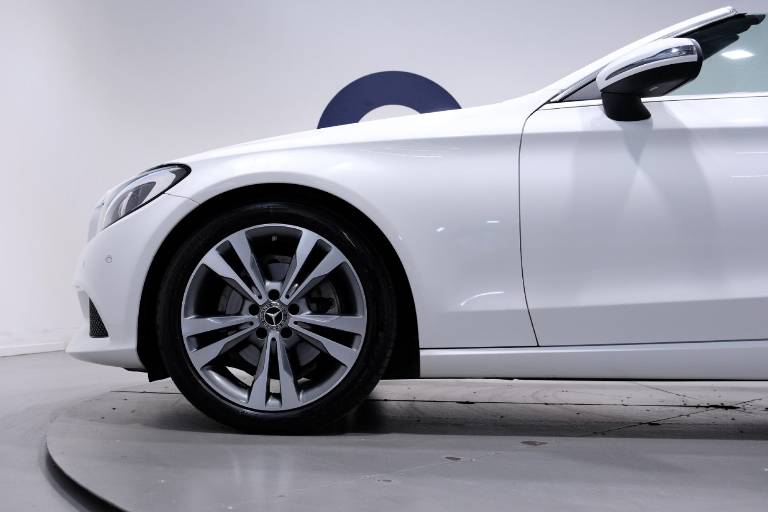 MERCEDES-BENZ C 220 13