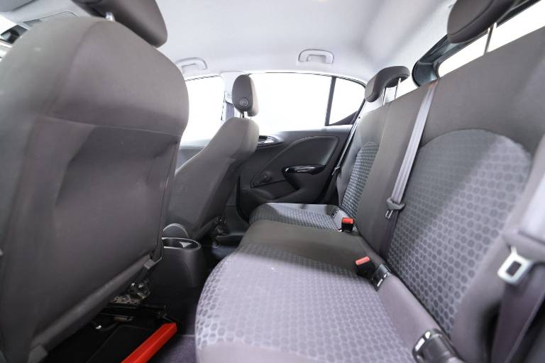 OPEL Corsa 28