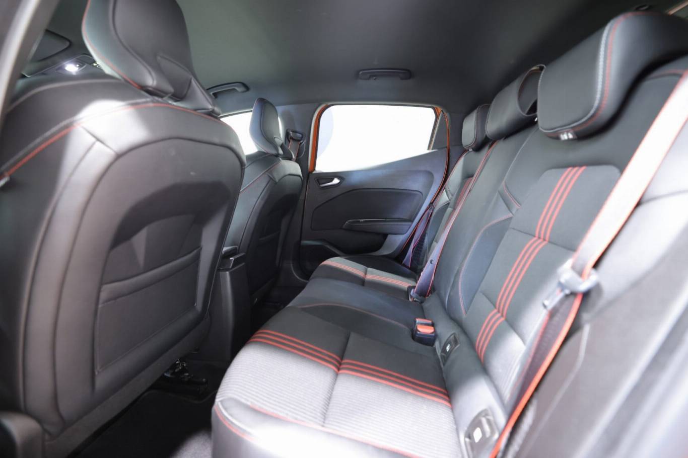 RENAULT Clio 35