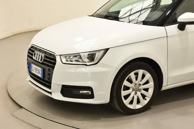 AUDI A1 33