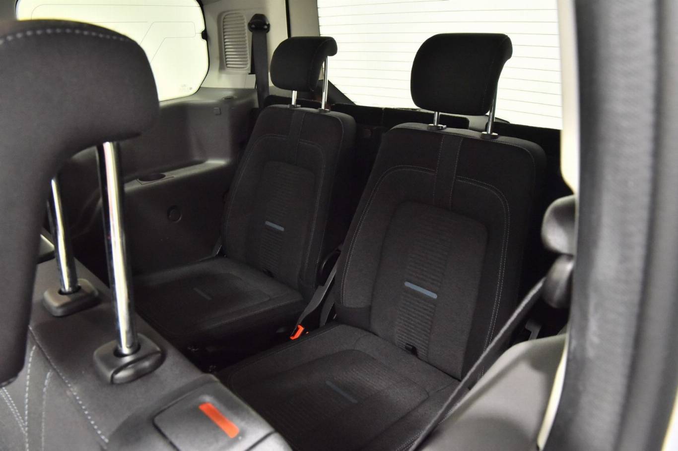 FORD Tourneo Connect 27