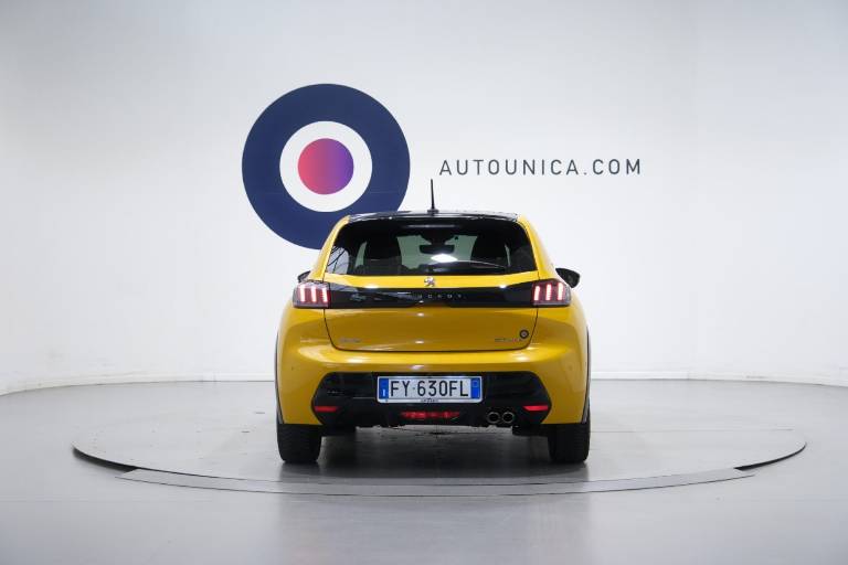 PEUGEOT 208 17