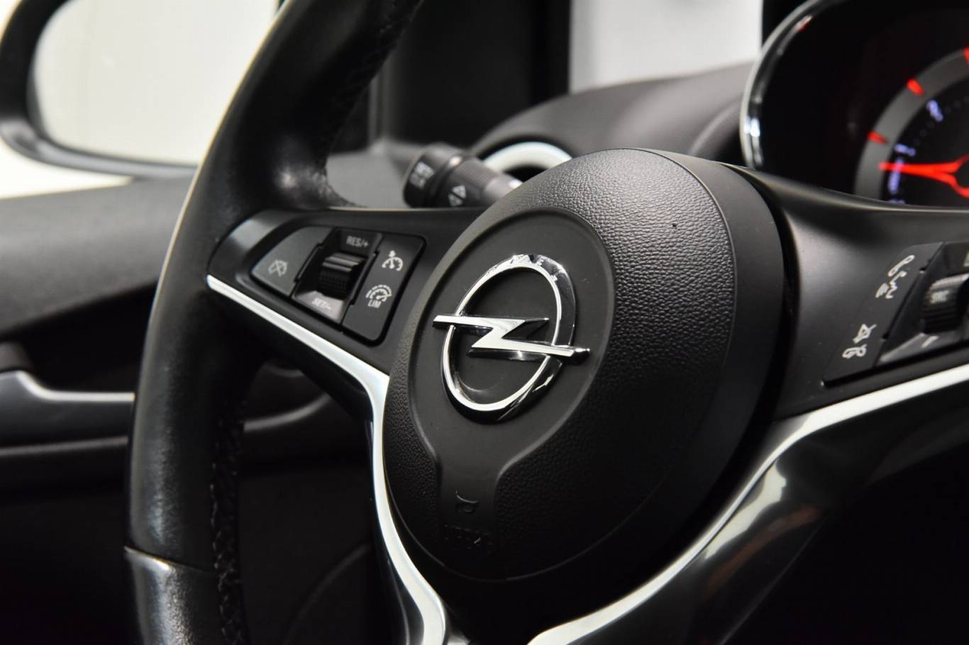 OPEL Adam 28