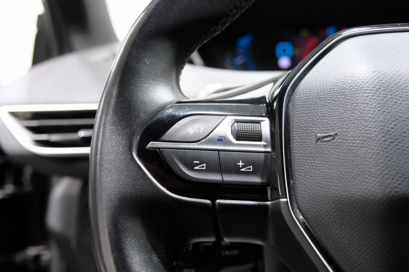 PEUGEOT 3008 21