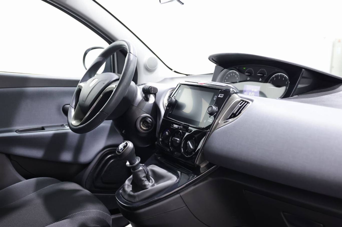 LANCIA Ypsilon 39