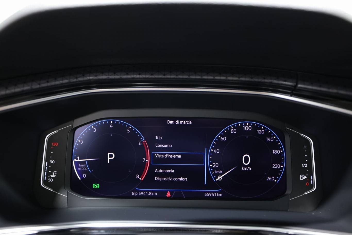 VOLKSWAGEN T-Cross 8