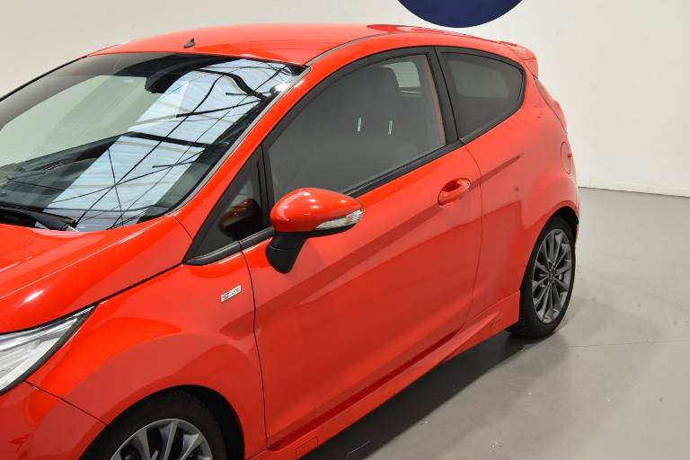 FORD Fiesta 42