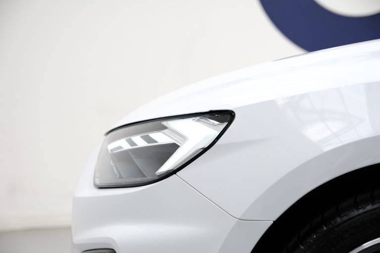 AUDI A1 13