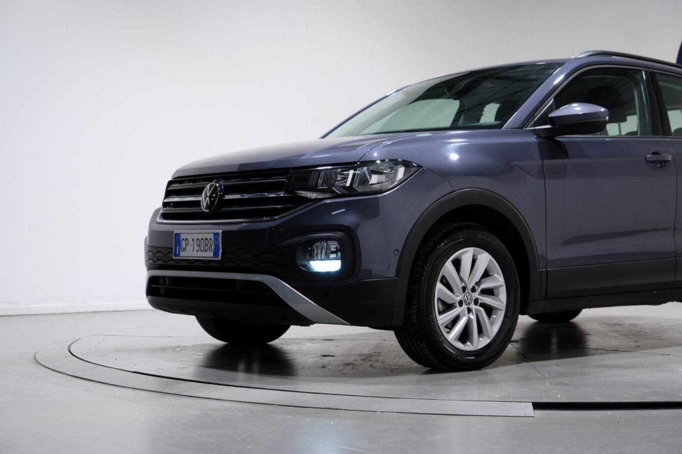 VOLKSWAGEN T-Cross 12