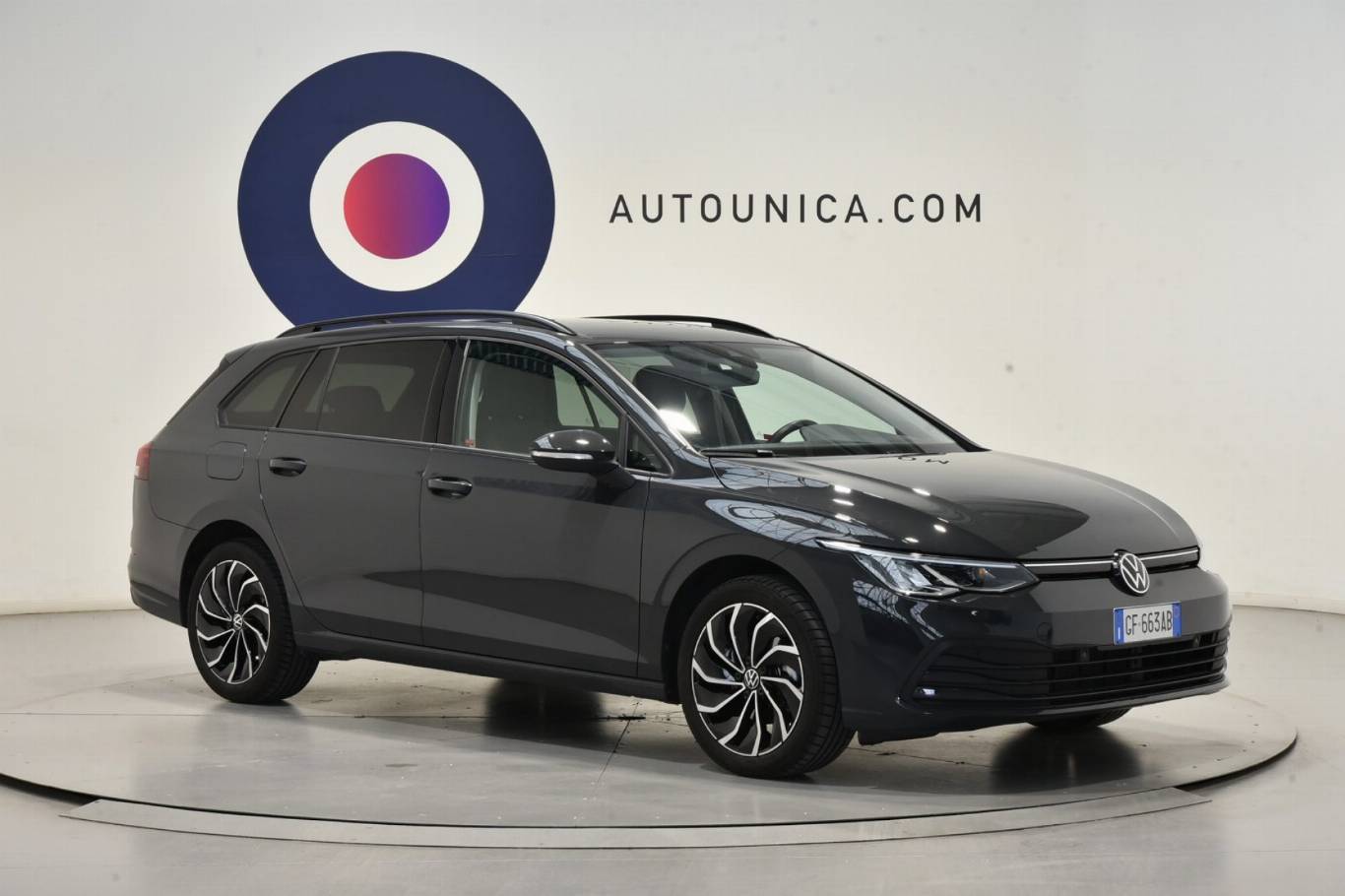 VOLKSWAGEN Golf Variant 29