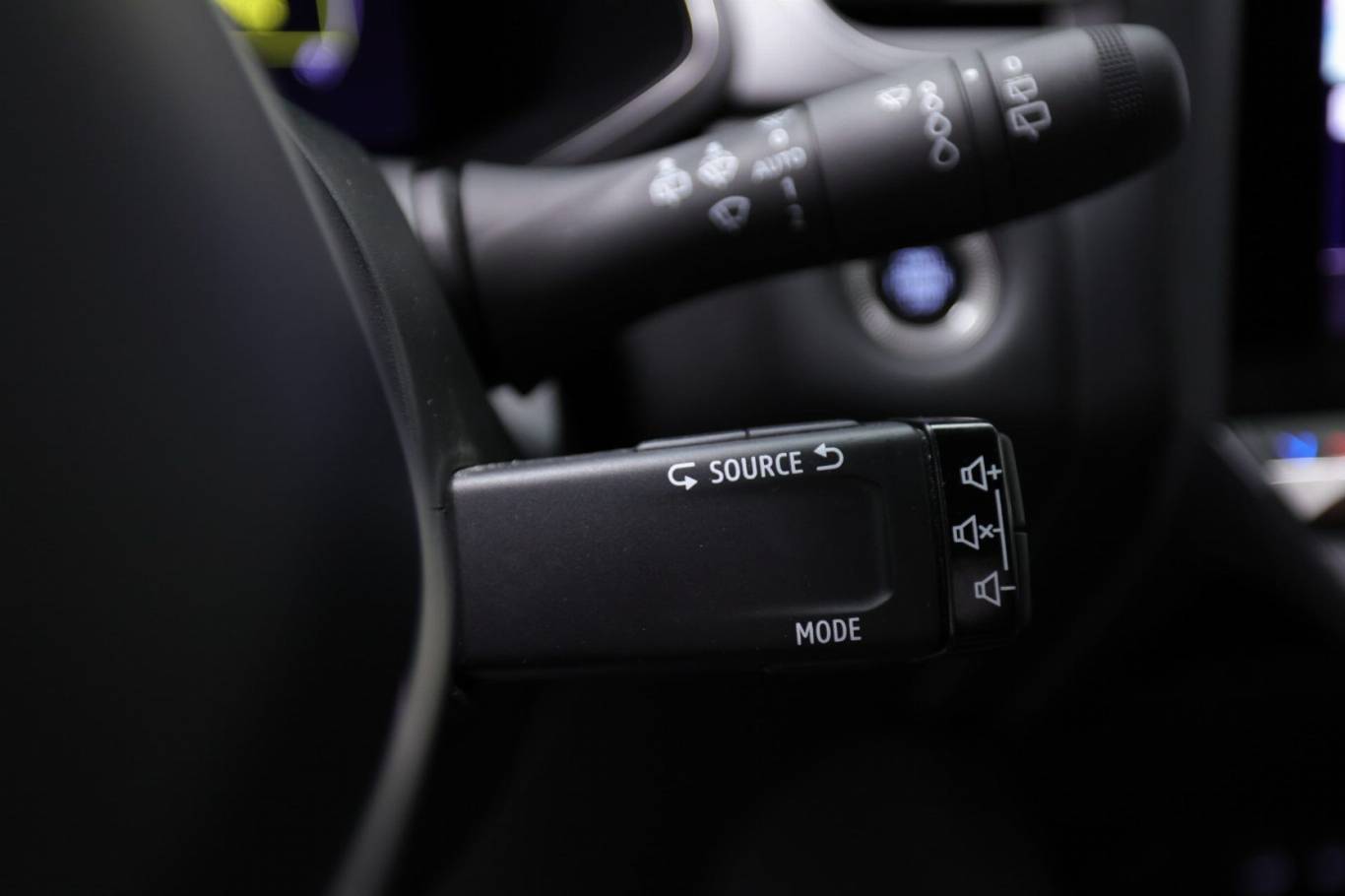 RENAULT Captur 24