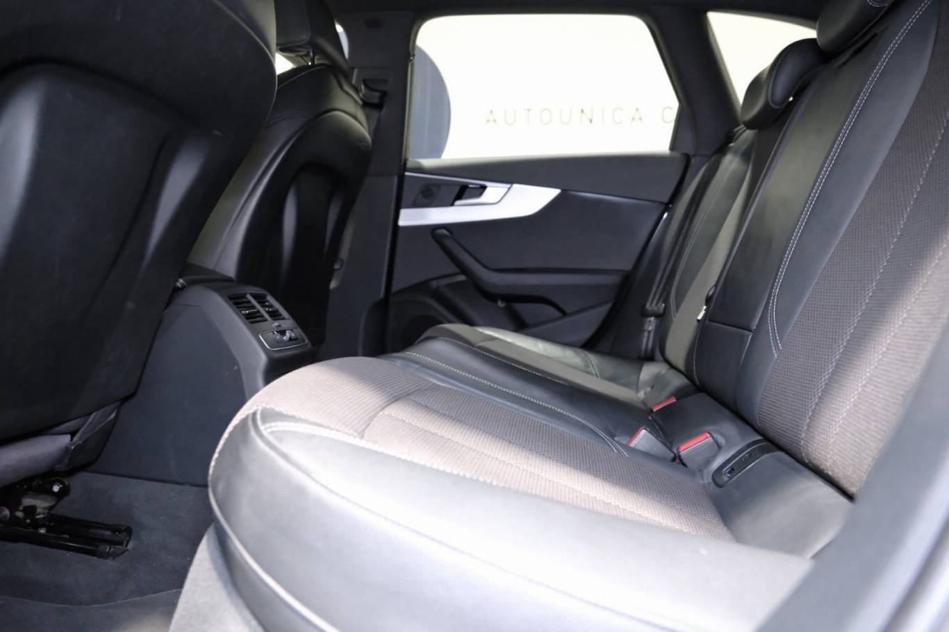 AUDI A4 42