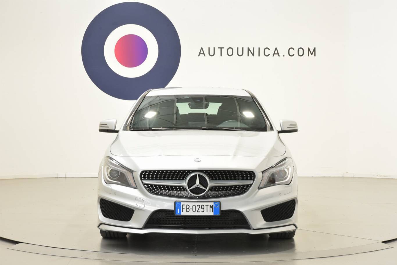 MERCEDES-BENZ CLA 200 5