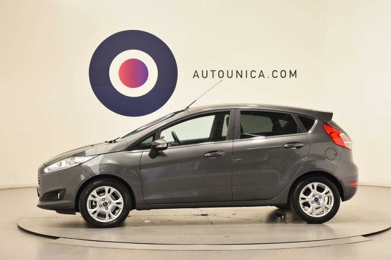 FORD Fiesta 12