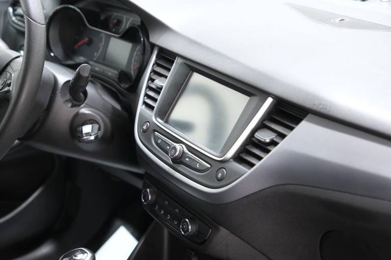 OPEL Crossland X 49