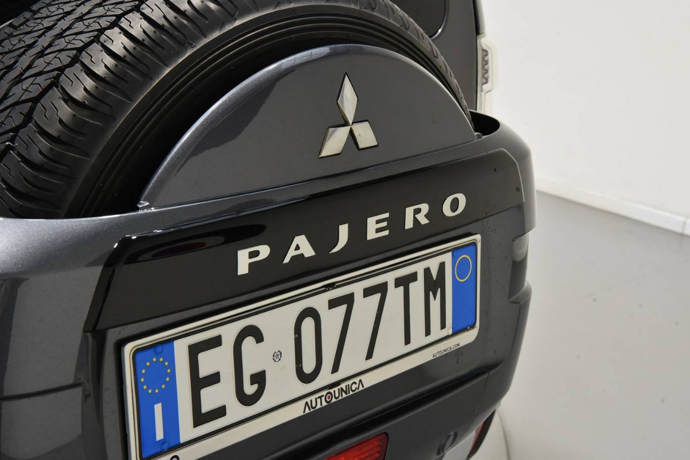 MITSUBISHI Pajero 49