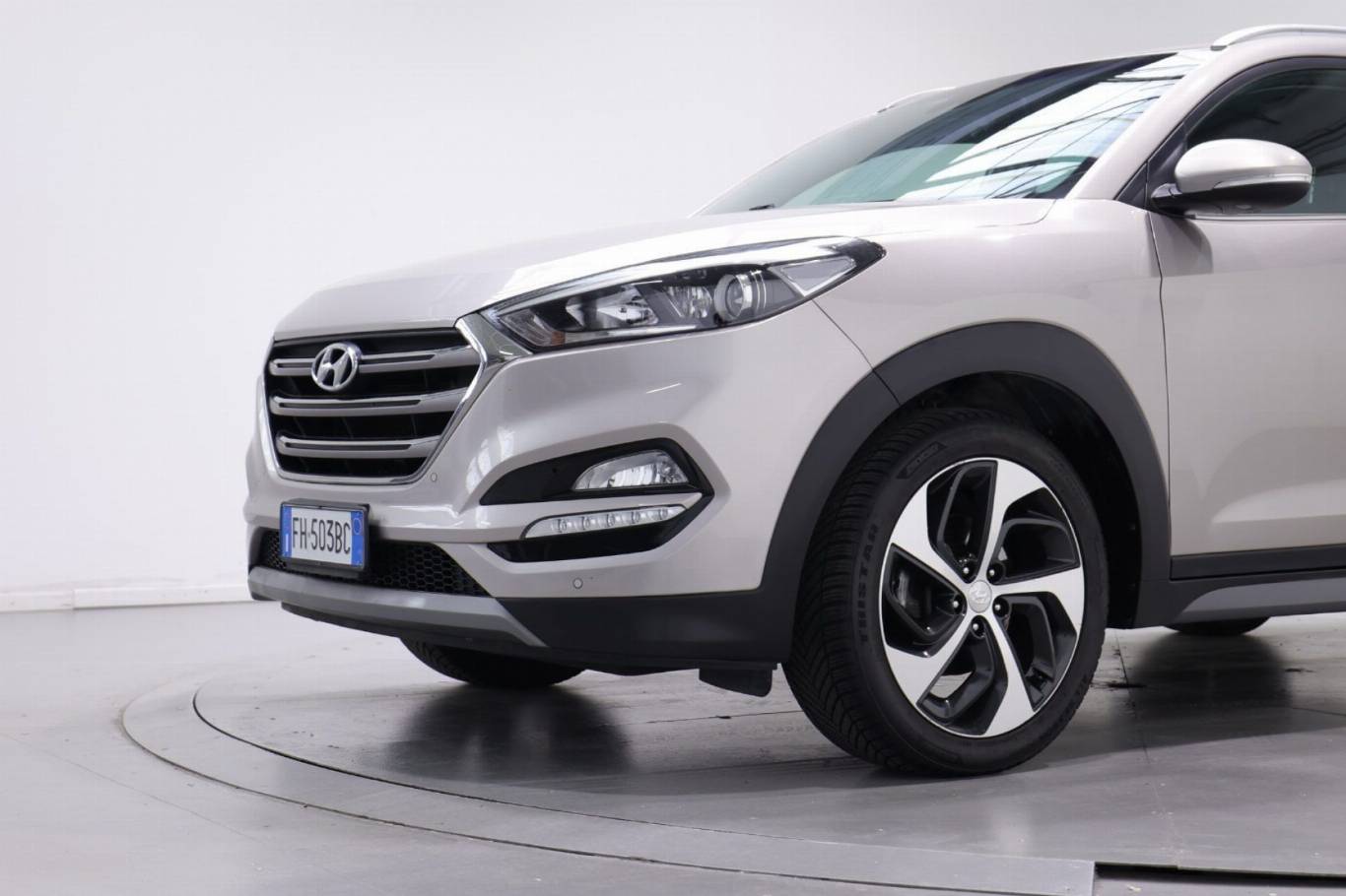 HYUNDAI Tucson 11