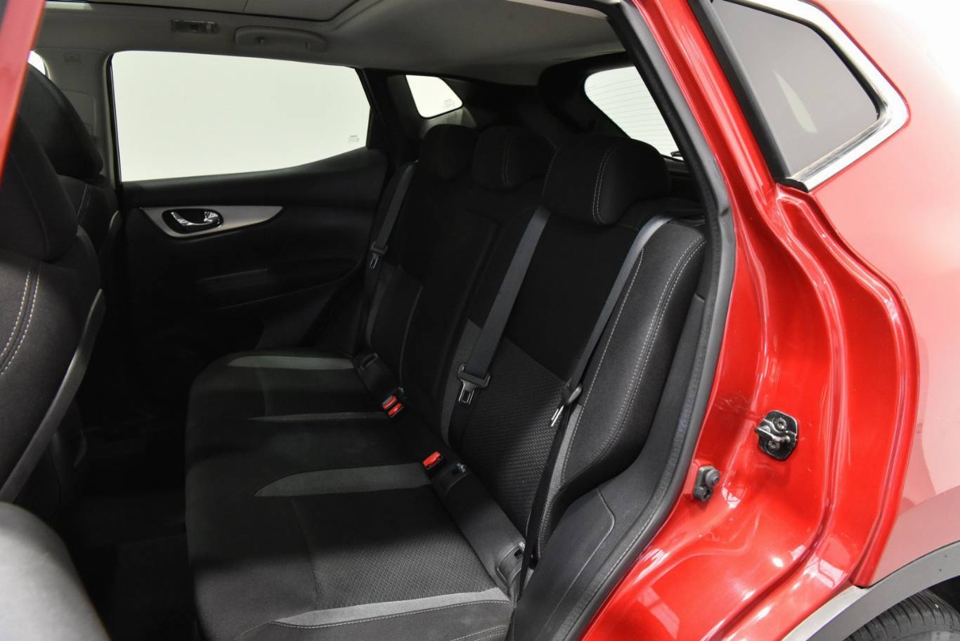 NISSAN Qashqai 18