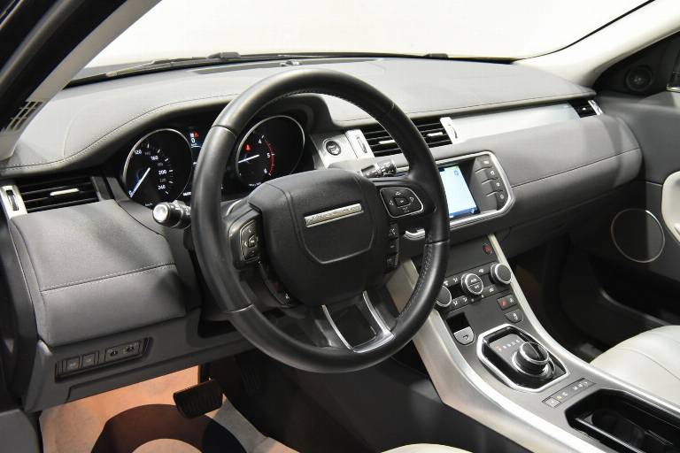 LAND ROVER Range Rover Evoque 3
