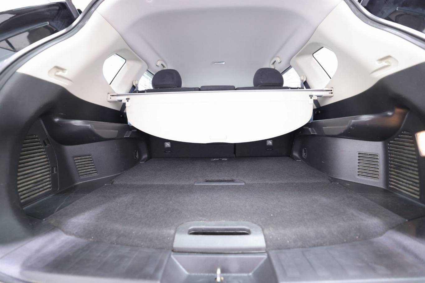NISSAN X-Trail 48