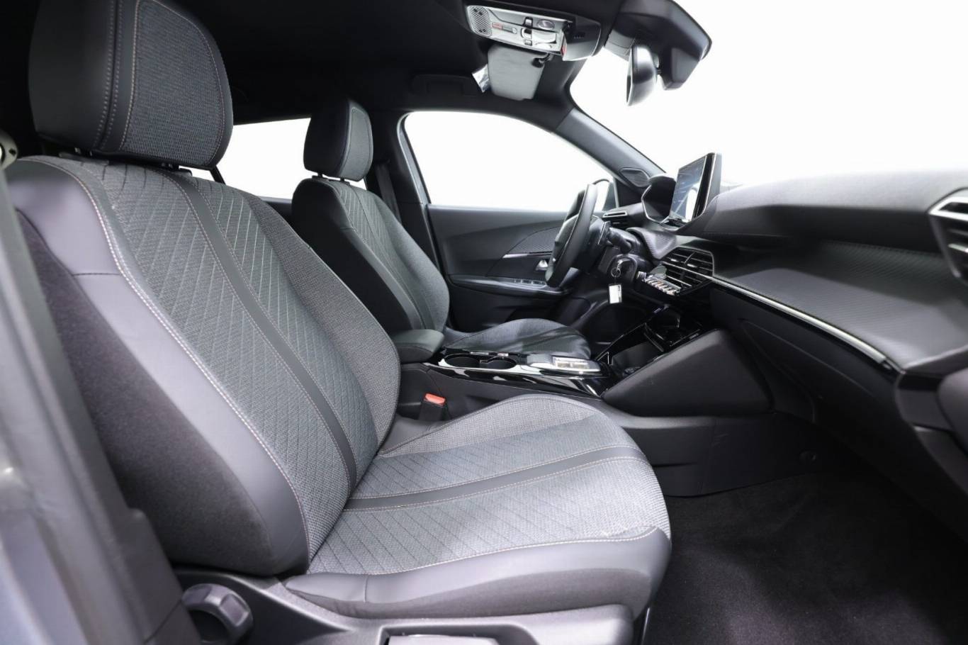 PEUGEOT 2008 42