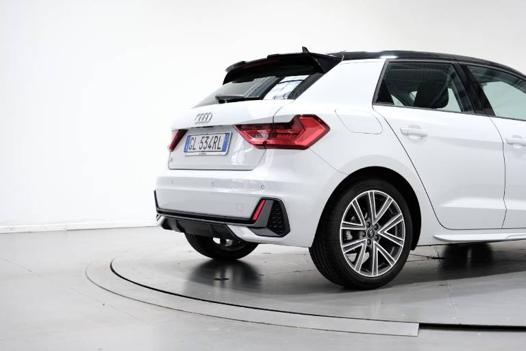AUDI A1 52