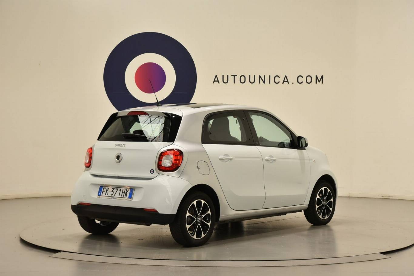 SMART ForFour 8