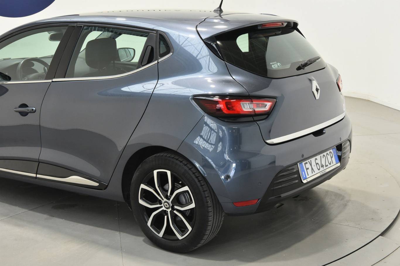 RENAULT Clio 36
