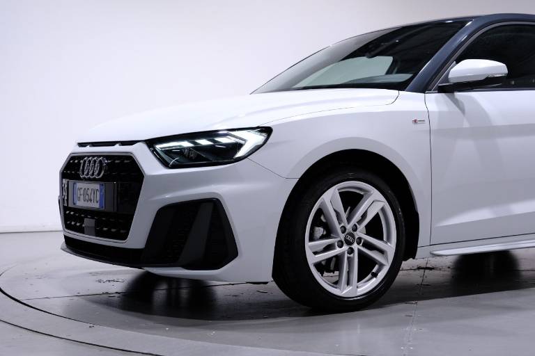 AUDI A1 52