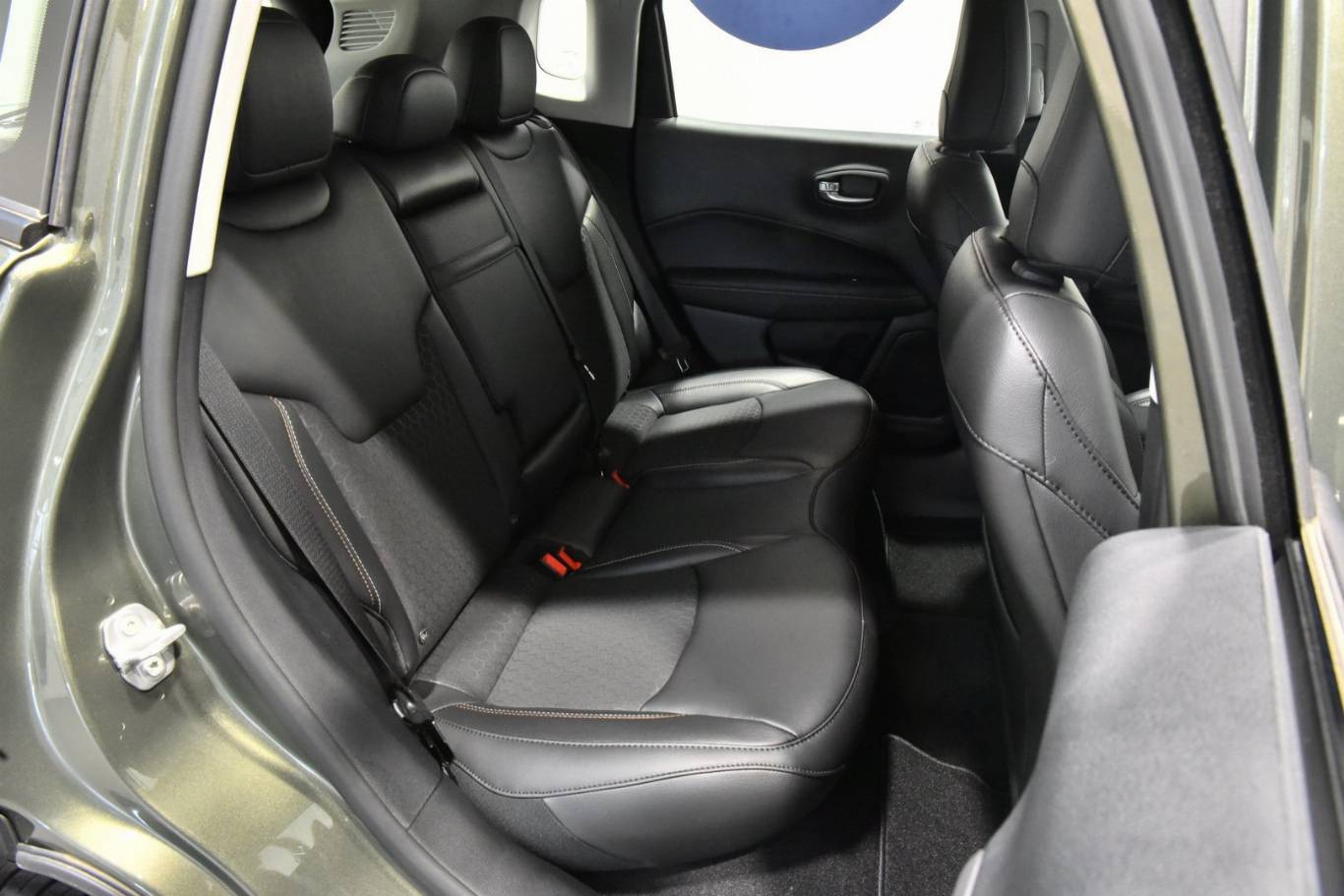JEEP Compass 51