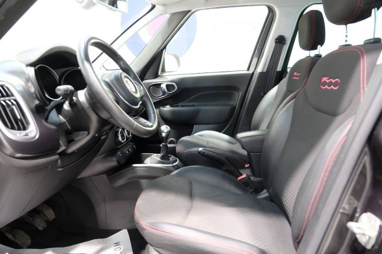 FIAT 500L 22