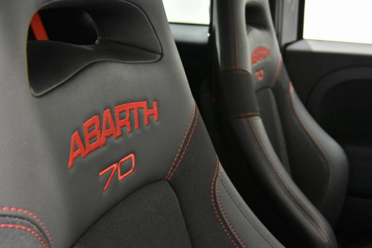 ABARTH 595 46