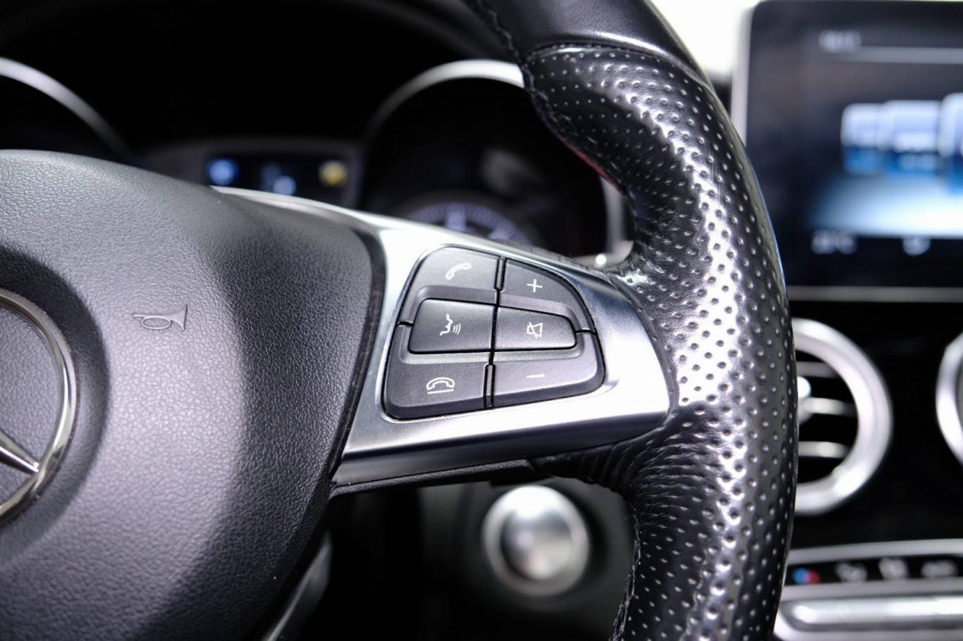 MERCEDES-BENZ C 220 18