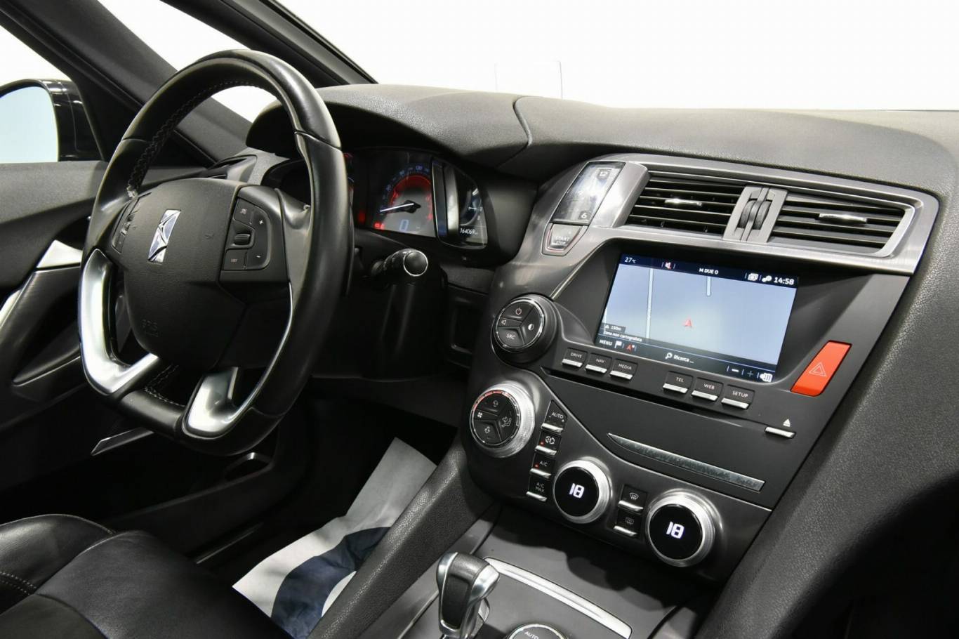 DS AUTOMOBILES DS 5 24